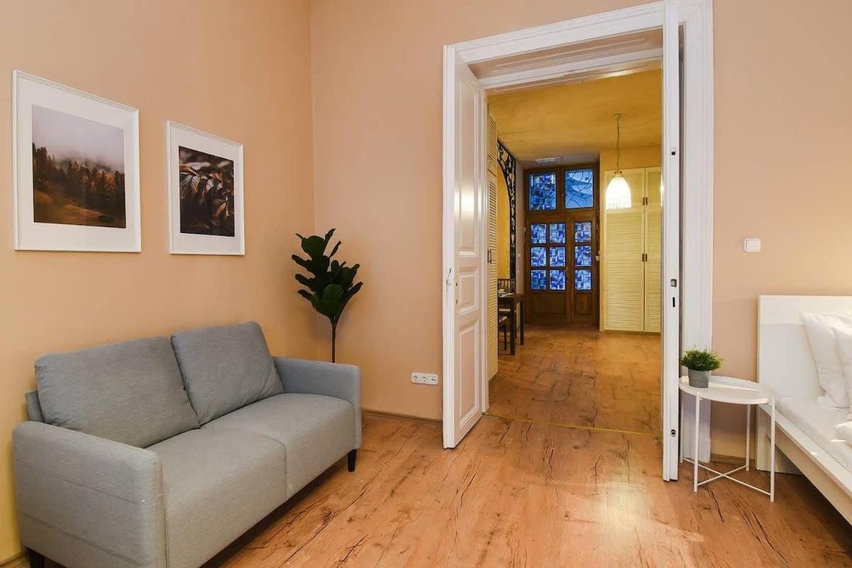 Very Central Very Spacious New Home บูดาเปสต์ ภายนอก รูปภาพ