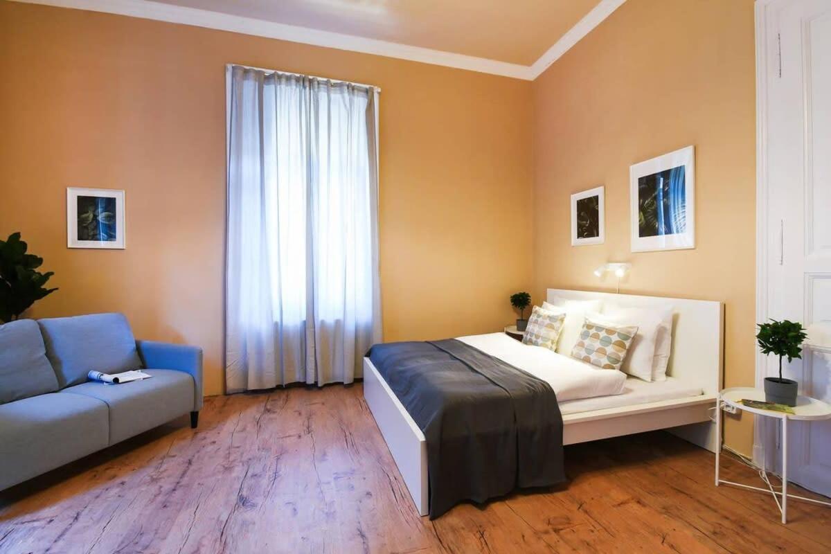 Very Central Very Spacious New Home บูดาเปสต์ ภายนอก รูปภาพ