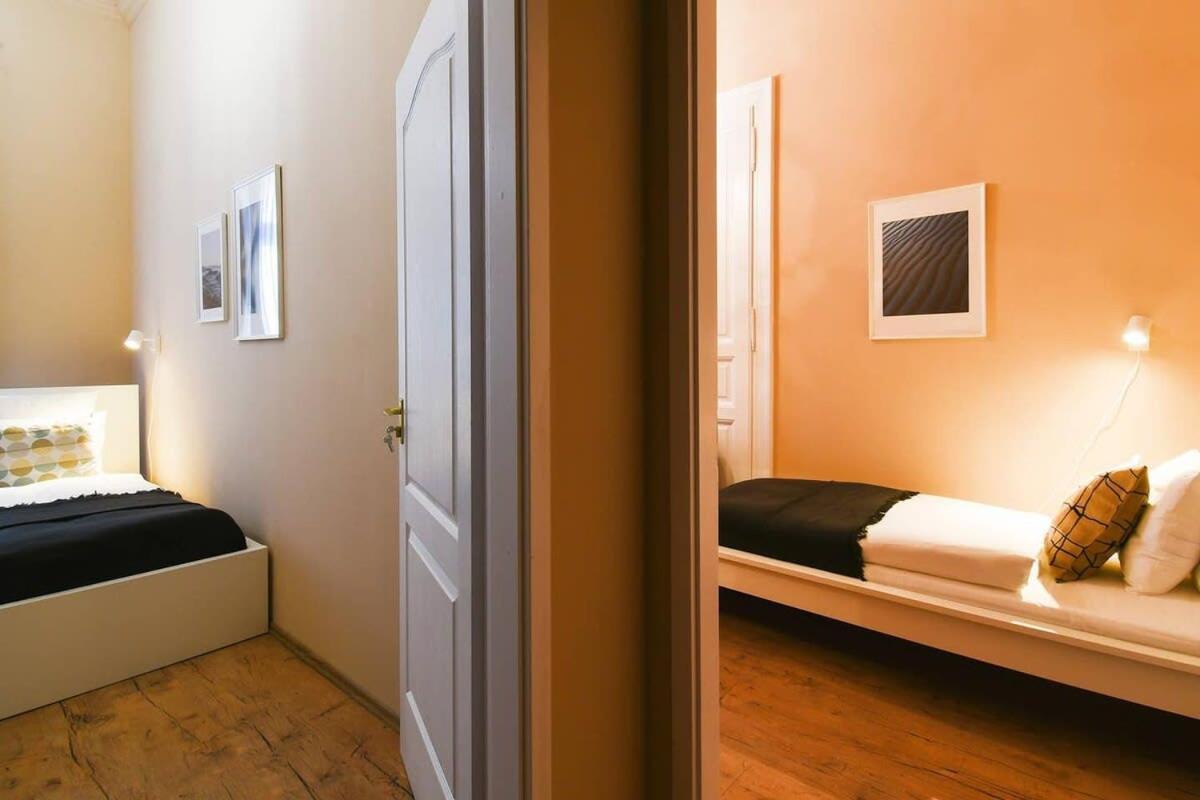 Very Central Very Spacious New Home บูดาเปสต์ ภายนอก รูปภาพ